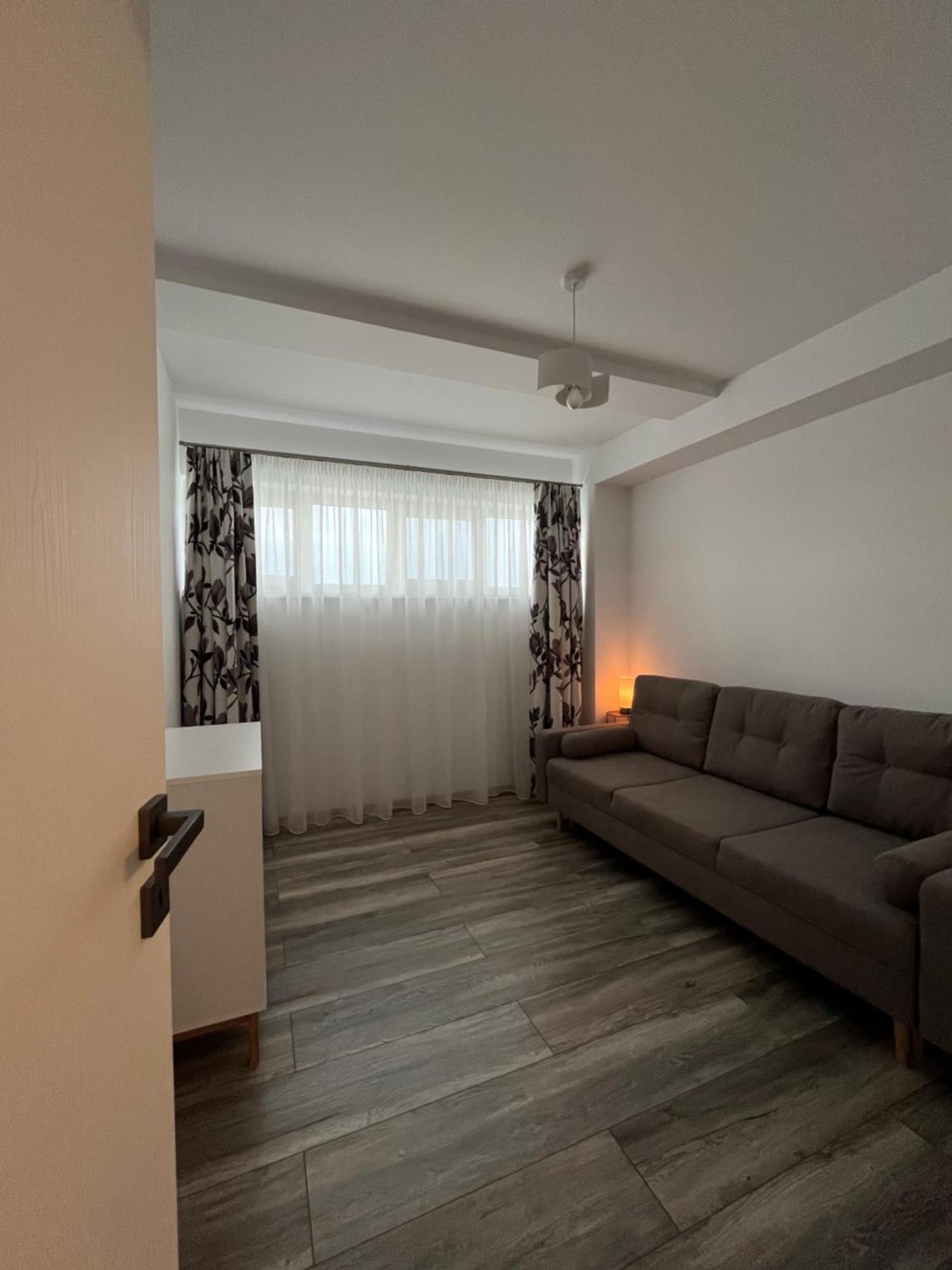Azzurro Apartment Sibiu Bagian luar foto
