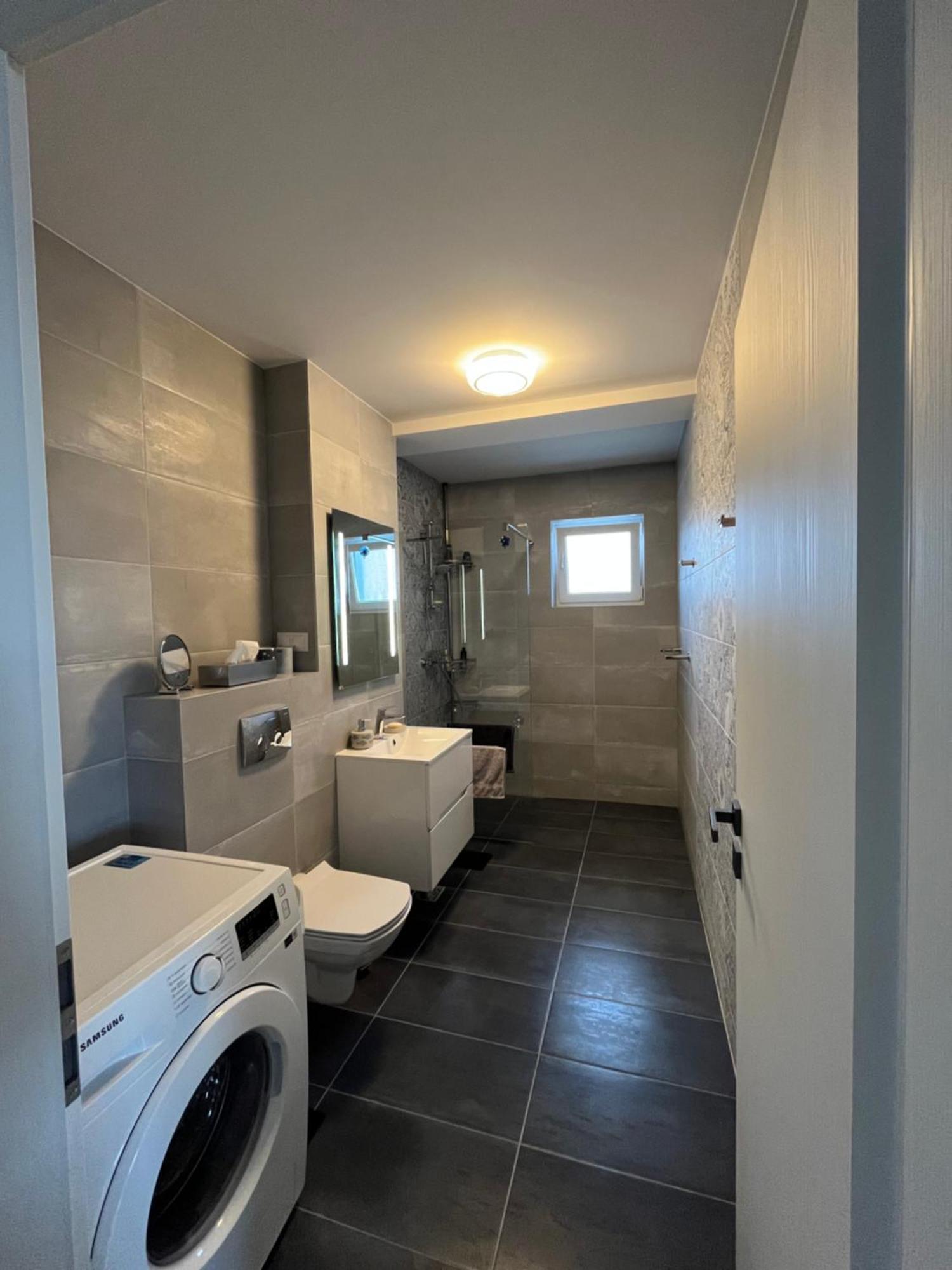Azzurro Apartment Sibiu Bagian luar foto